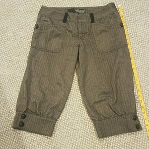 Guess Capris cropped pants shorts